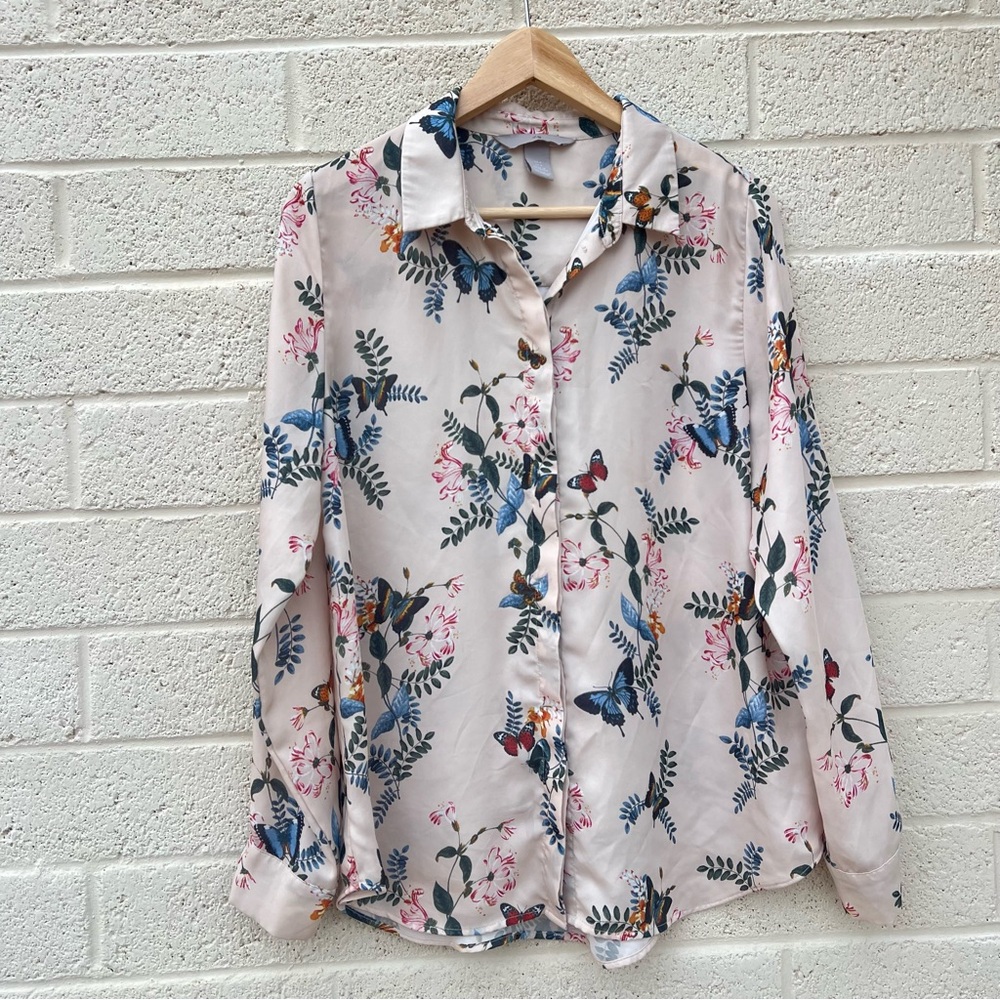 H&M button down long sleeve shirt with butterflies